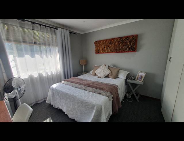 2 BEDROOM SECTIONAL TITLE FOR SALE IN VERWOERDPARK